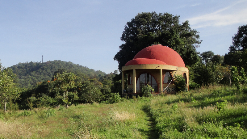 Illustration for article titled 21 Amazing Off-the-Grid Houses